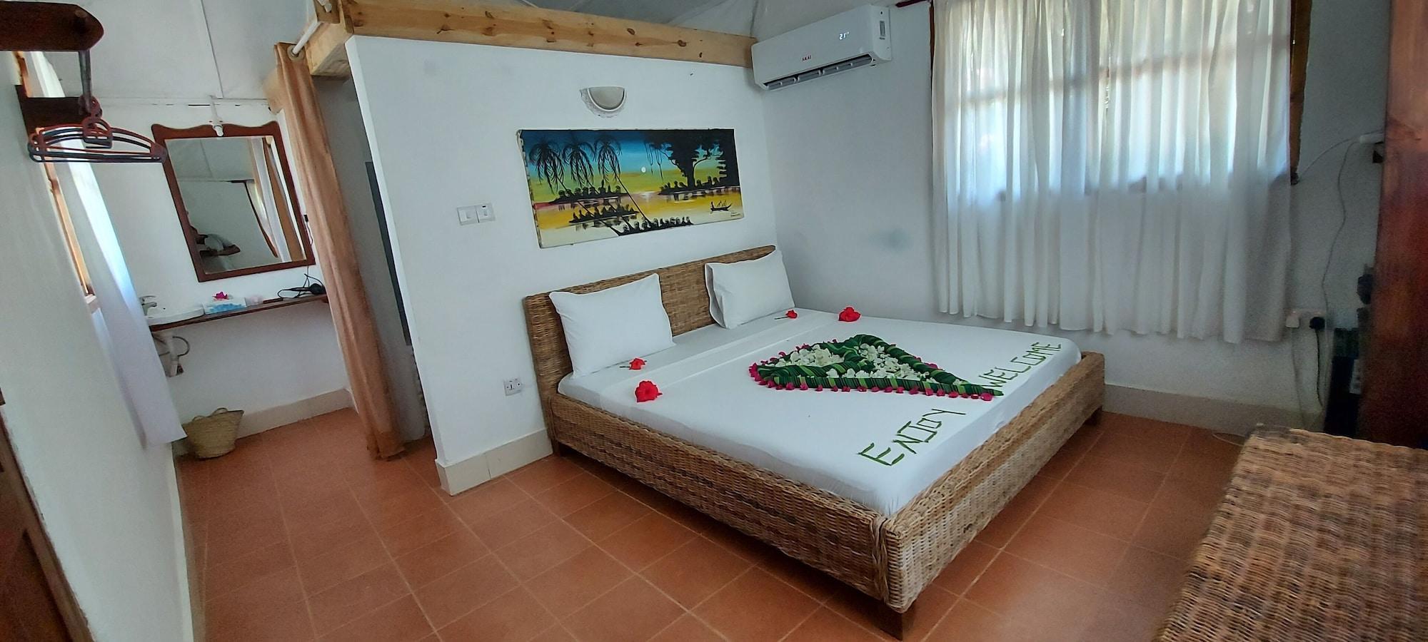 Albatross Ocean View Hotel Dongwe Kültér fotó
