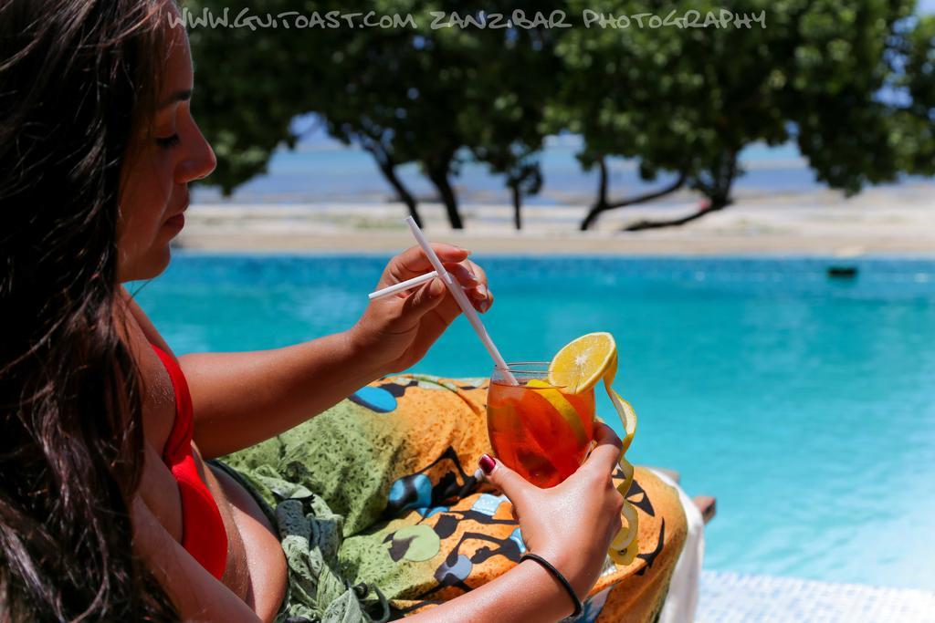 Albatross Ocean View Hotel Dongwe Kültér fotó