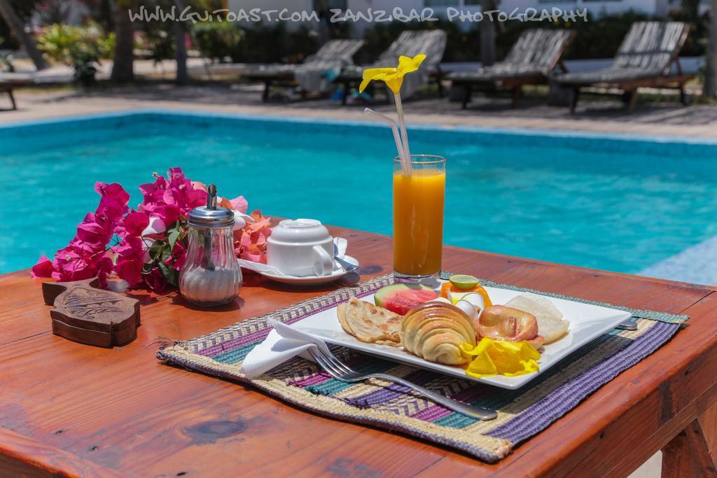 Albatross Ocean View Hotel Dongwe Kültér fotó
