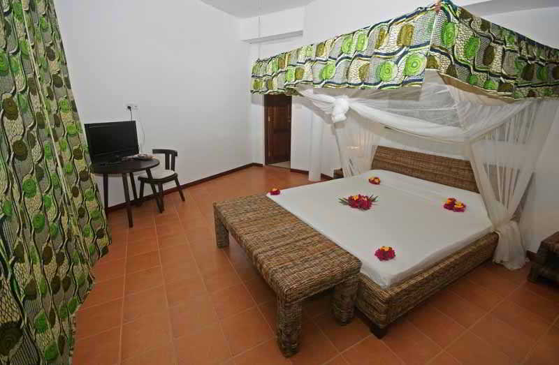 Albatross Ocean View Hotel Dongwe Kültér fotó