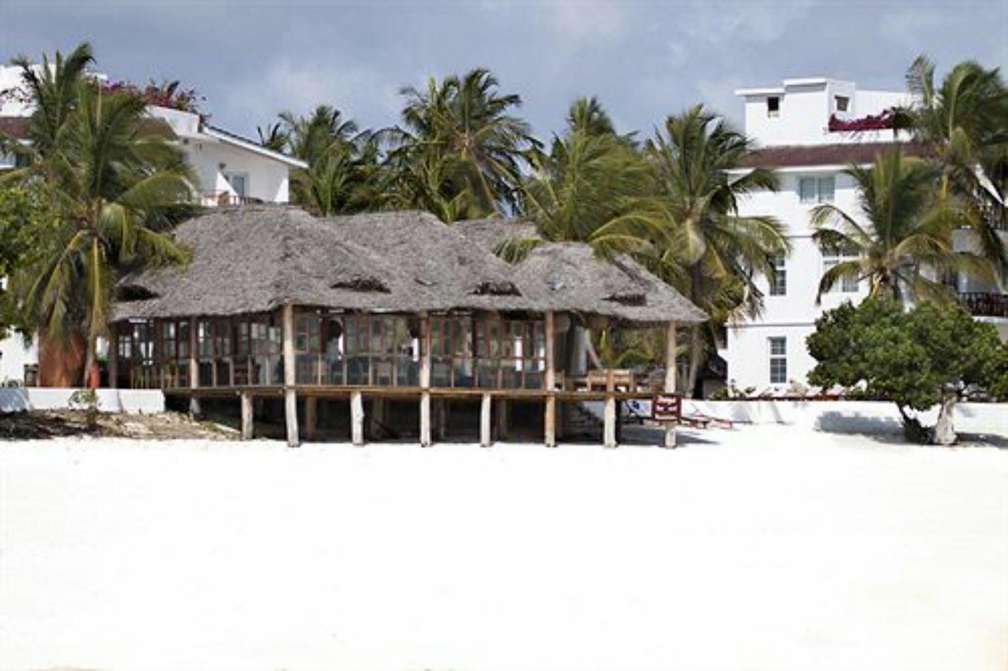 Albatross Ocean View Hotel Dongwe Kültér fotó
