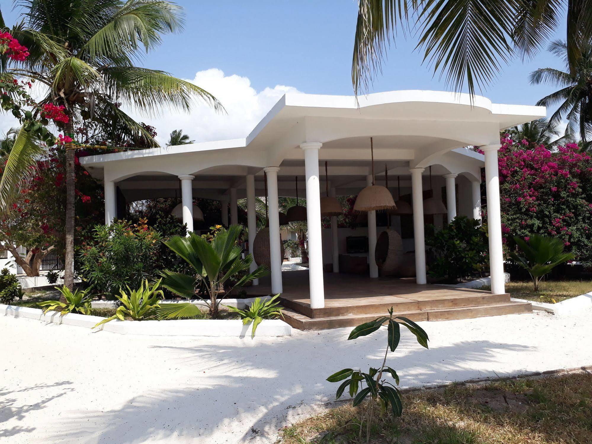Albatross Ocean View Hotel Dongwe Kültér fotó