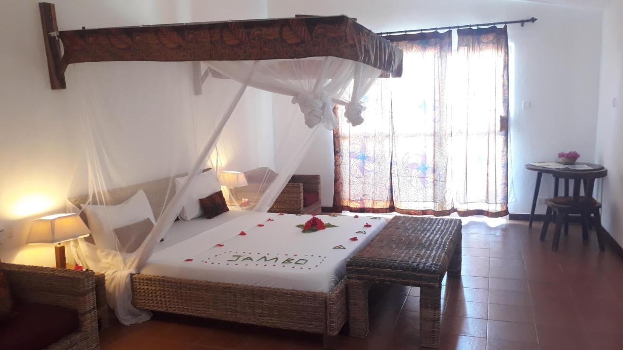 Albatross Ocean View Hotel Dongwe Kültér fotó